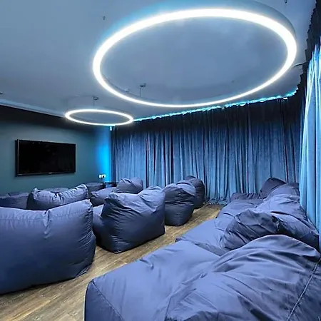 Yugo Explore - Amnis House Hotell 3*
