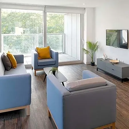 Yugo Explore - Amnis House 3* Cork